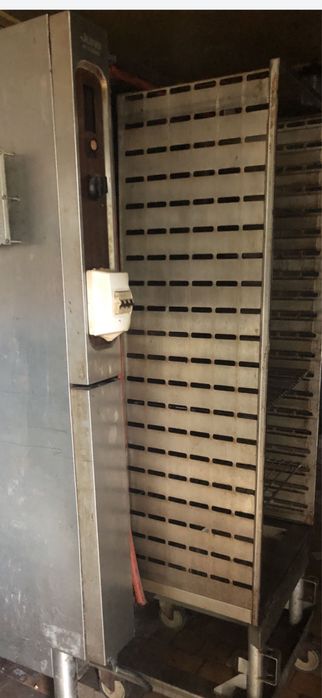 Пароконвектомат, піч конвекційна з парозволоженням