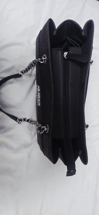 Torebka Guess nowa bez metki