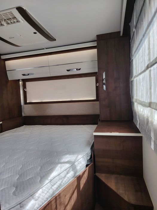 Autocaravana Mc Louis Ness 80 G (cama central)