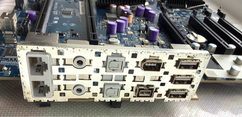 Apple Mac Pro 1.1 A1186 EMC 2113 Apple Logic Board LGA 771