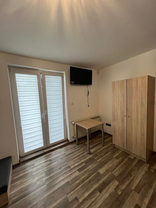 Domy Kwatery Pracownicze w Całym Krakowie Prawdziwa Cena  Tylko Cały hostel  Tylko noclegi długoterminowe