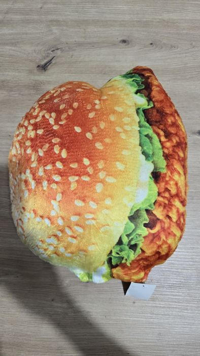 Nowa poduszka hamburger