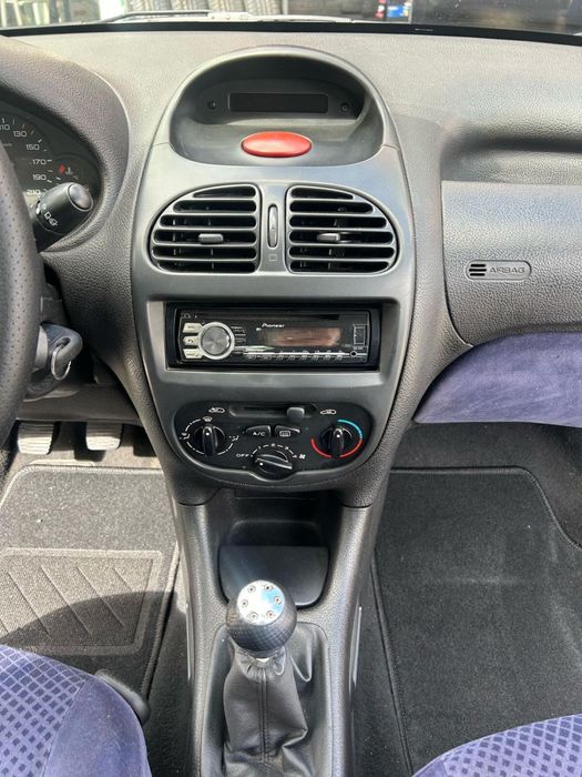 Peugeot 206 — fotografia 7