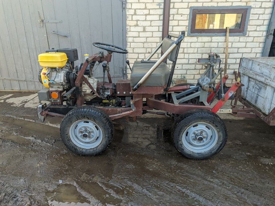 Продам саморобний повнопривідний трактор .