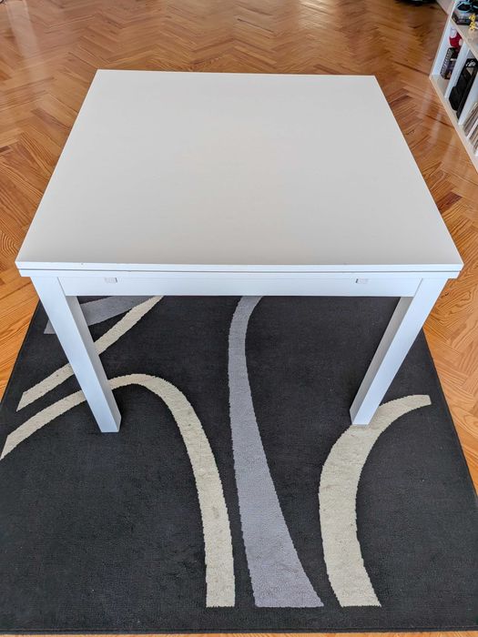 Mesa extensível IKEA BJURSTA branca 90x90 → 170cm