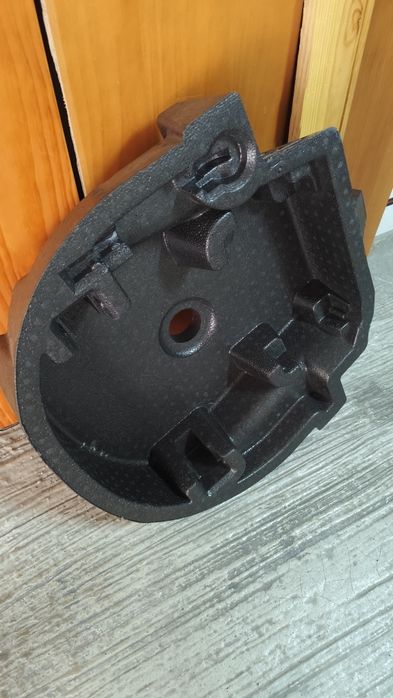 Suporte kit reparação pneu Peugeot 208
