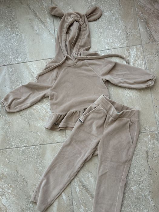 Вещи на девочку 92-104 р