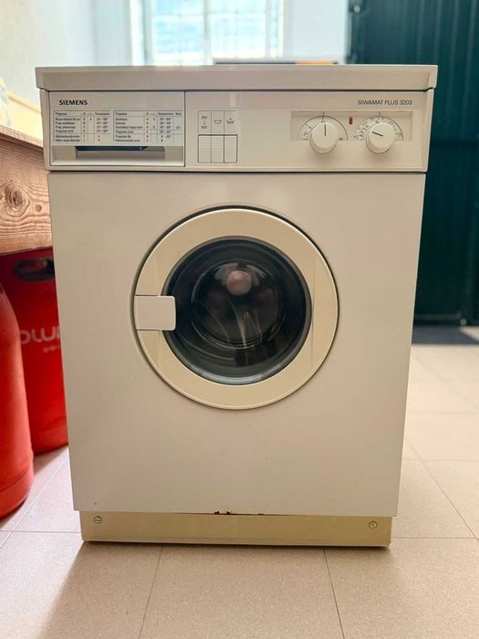 Máquina de Lavar Roupa - Siemens Siwamat Plus 3203 (Made in Germany)