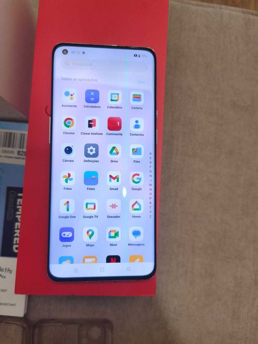 Oneplus 9 pro com extras.