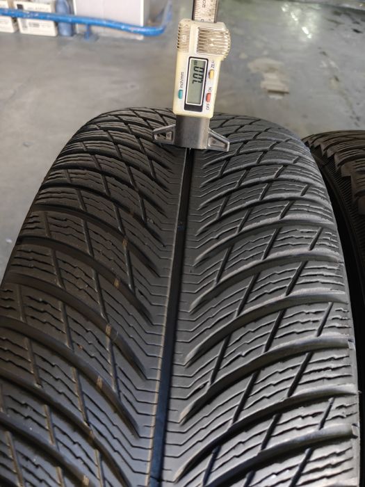 R18 255/45 103T XL Michelin Pilot Alpin⁵  комплект зимових шин майже 25-го року виробництва виробник Іспанія протектор 7 мм