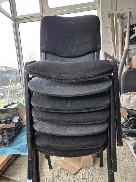Стільці офісні iso