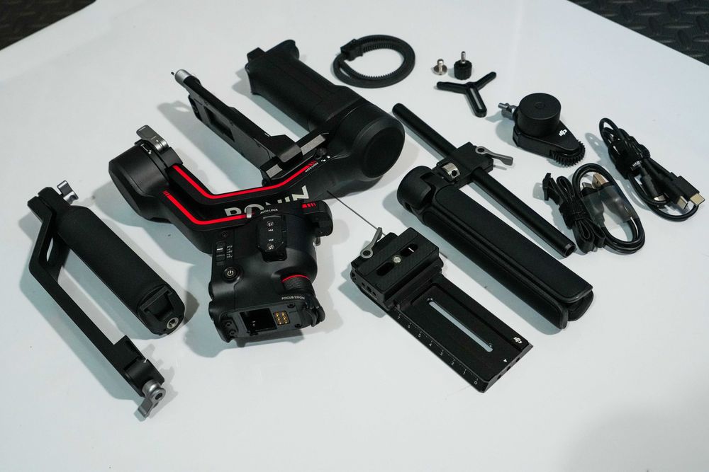 DJI Ronin RS 3 Combo – Novo + Caixa + Acessórios | novo sem uso