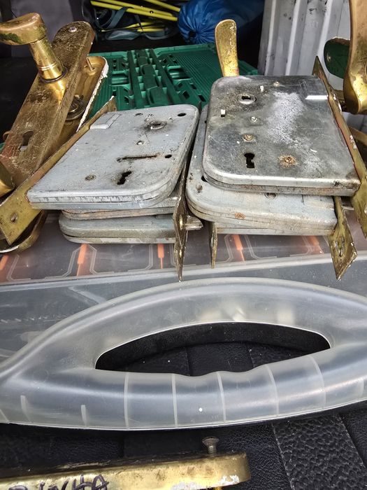 6 puxadores de portas com fechaduras