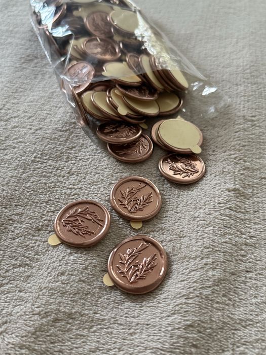 Laki do zaproszeń ślubnych