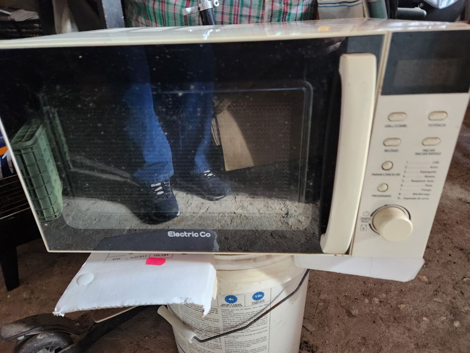 Microondas digital bom estado