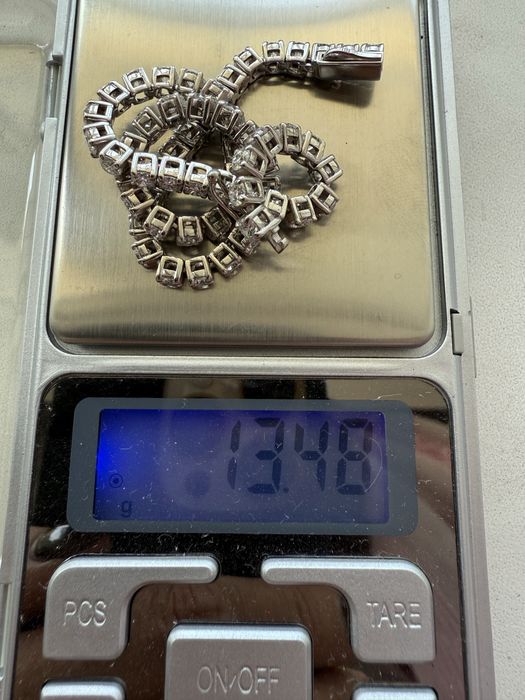 Теннисный браслет с бриллиантами