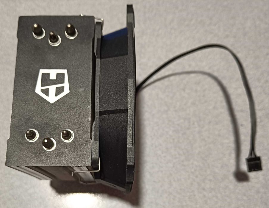 Cooler CPU NOX H-212 – Quase novo | Compatível Intel e AMD