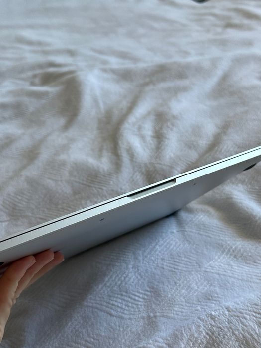 MacBook 2020 M1 Pro 8/256GB