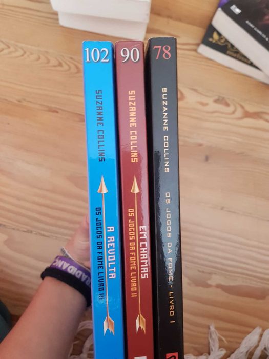 Trilogia completa "Jogos da Fome" , Stephanie Meyer