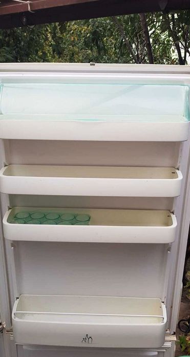 Продам холодильник б/у 5000грн