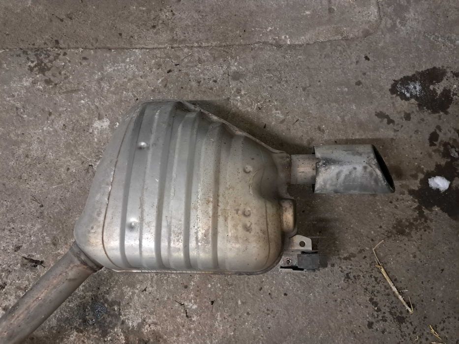 Tłumik wydech końcowy kompletny QUATTRO AUDI A4 B8 A5 8T 1.8 2.0 TFSI