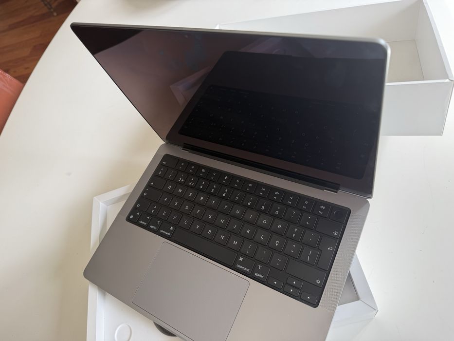 MacBook Pro 14” M1 Pro | 32GB RAM | 1TB SSD (2022)