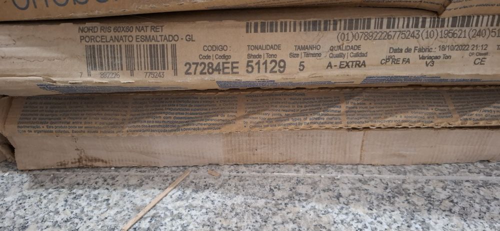 Płytki na balkon taras 60x60Tubądzin  jasny szary