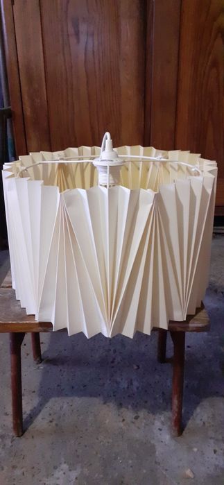 Lampa biala ikea
