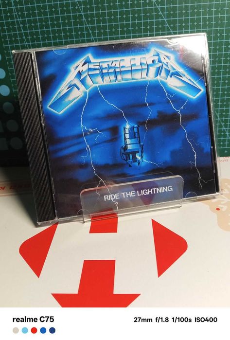 Коллекция дисков Metallica (Трэш-метал (хэви-метал))