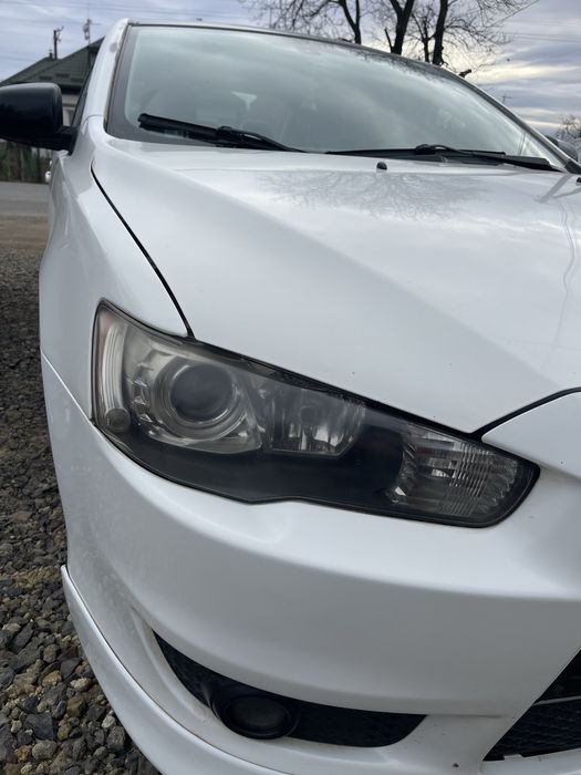 Mitsubishi lancer X 2008