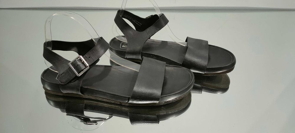 Sandały Clarks r.43