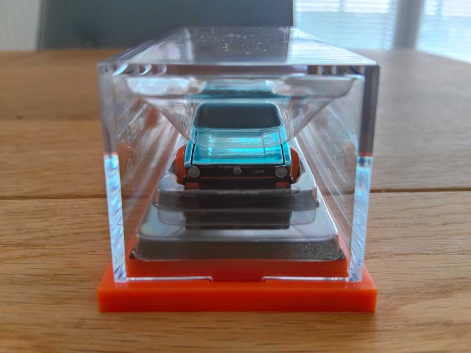 Hot wheels 1976 volkswagen golf MK1 GTI gulf