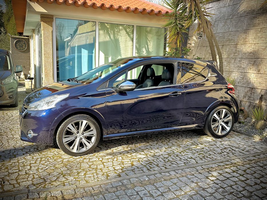 Peugeot 208 1.6 E-HDI 120cv XY