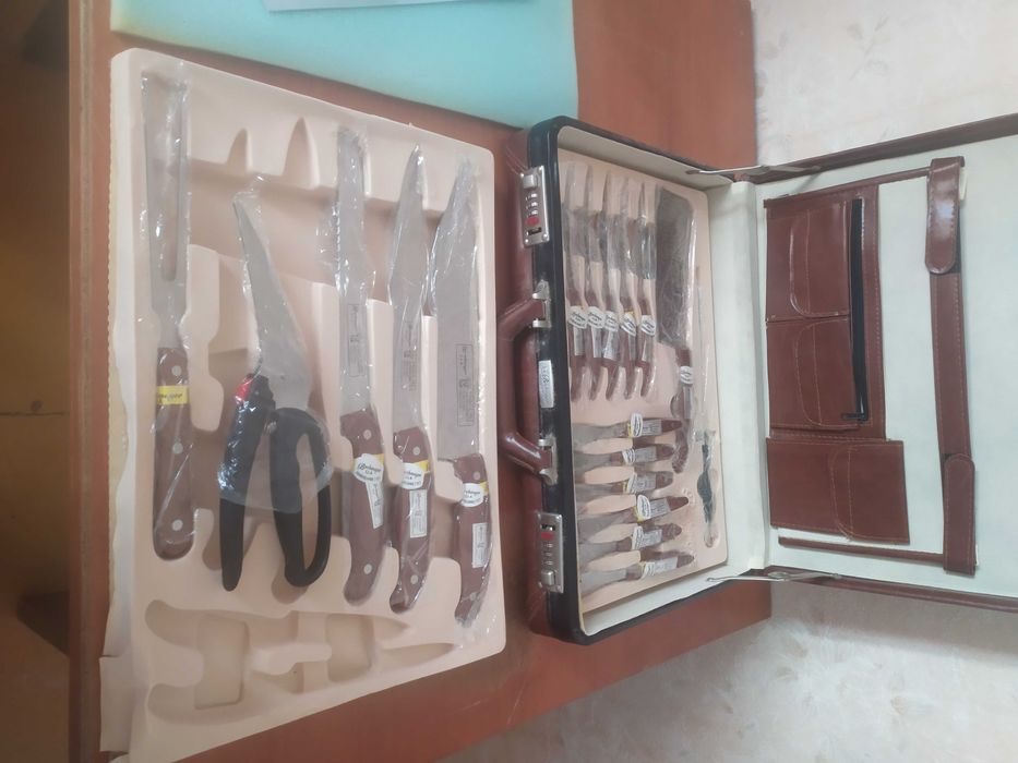 Набор ножей и вилок в подарочном кожаном дипломате Bachmayer. Срочно