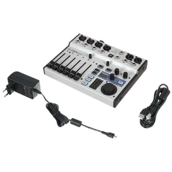 Мікшерний пульт Behringer Flow 8