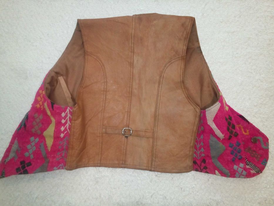 Colete Marroquino Artesanal colorido em pele genuína