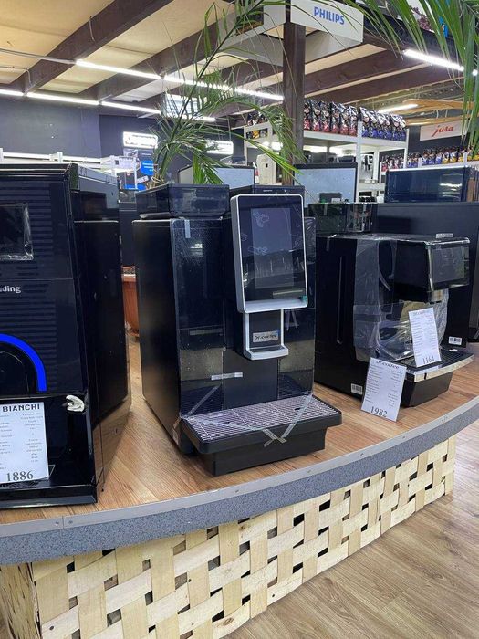 Новий суперавтомат / Dr Coffee mini bar / кавомашина/кавоварка/сервіс