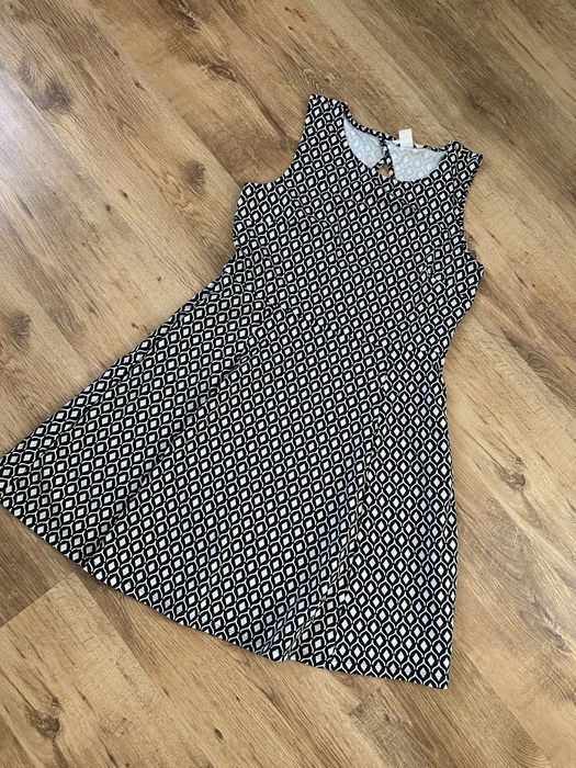 sukienka bez rekawow L 40