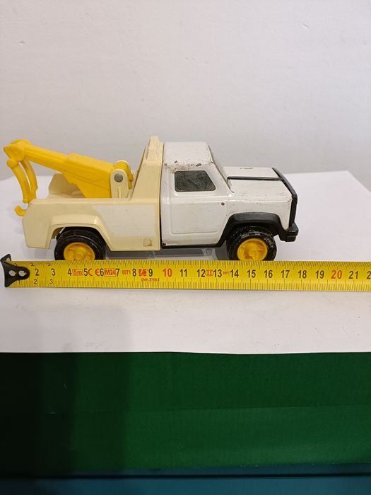 Zabawka holownik Tonka