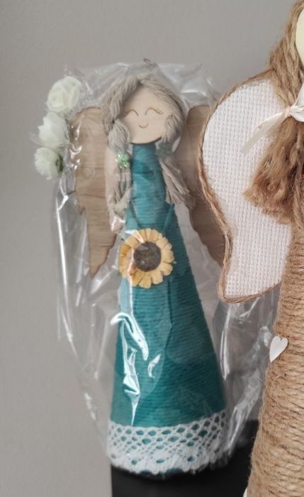 Aniołek niebieski ozdoba anioł figurka rękodzieło