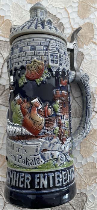 Kufel Niemiecki porcelanowy z pokrywą