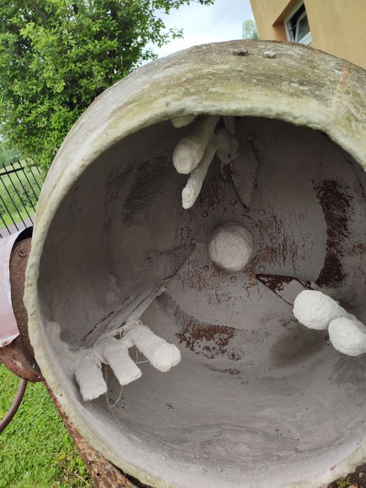 Betoniarka 240 l na kolach