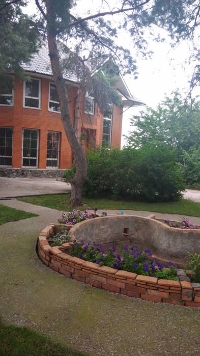 Продам дом в элитном районе