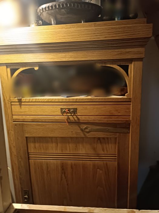 Dębowa szafka, witryna, szafa, półki.