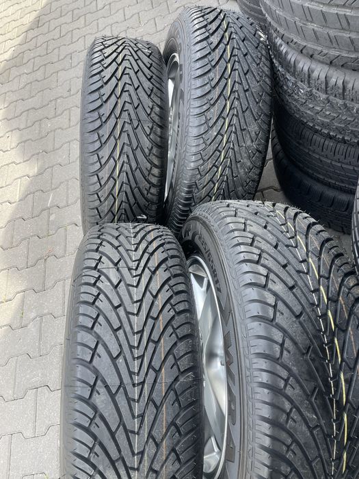 Orginalne kola Jeep Overland + Goodyear