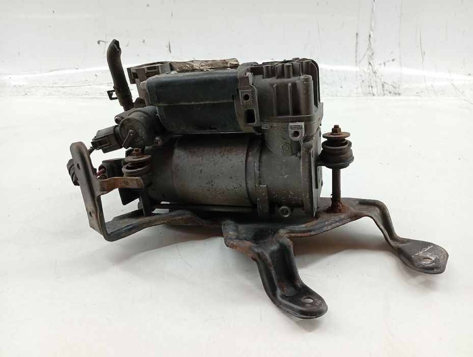 Compressor de suspensão pneumática - MERCEDES-BENZ E-CLASS T-Model (S211) | 03 - 09