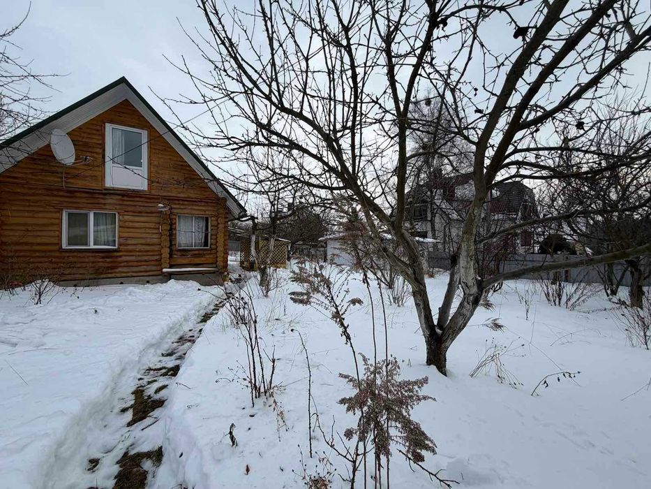 Продам будинок біля річки