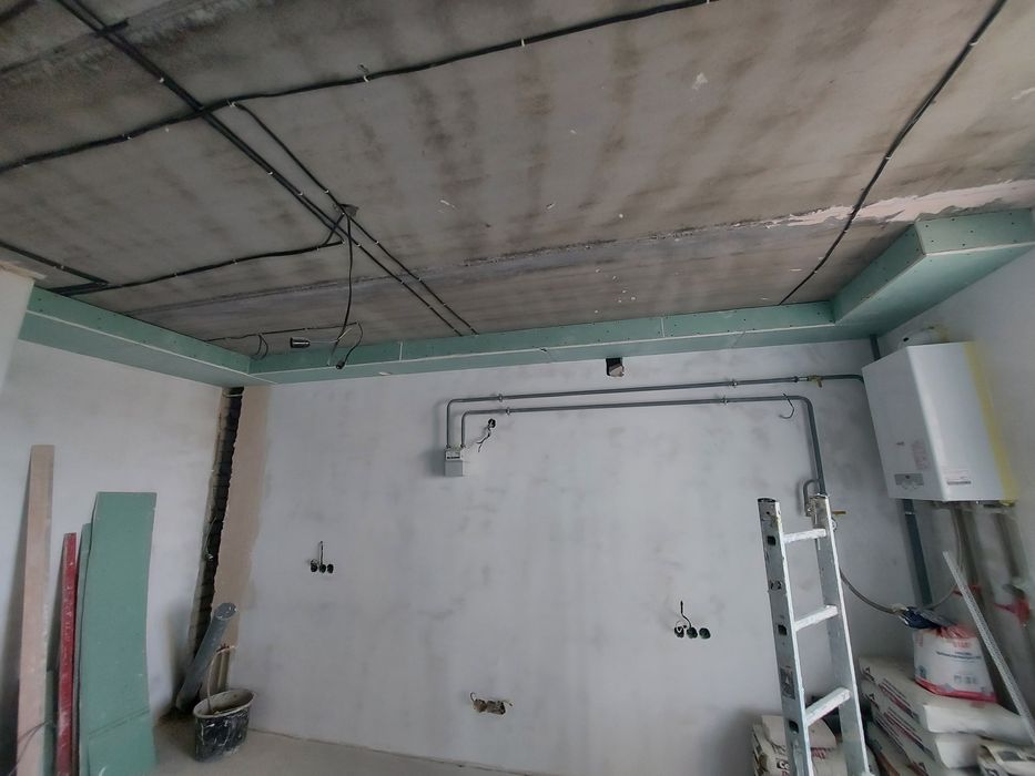 Чоловік на годину) Муж На Час. ). .