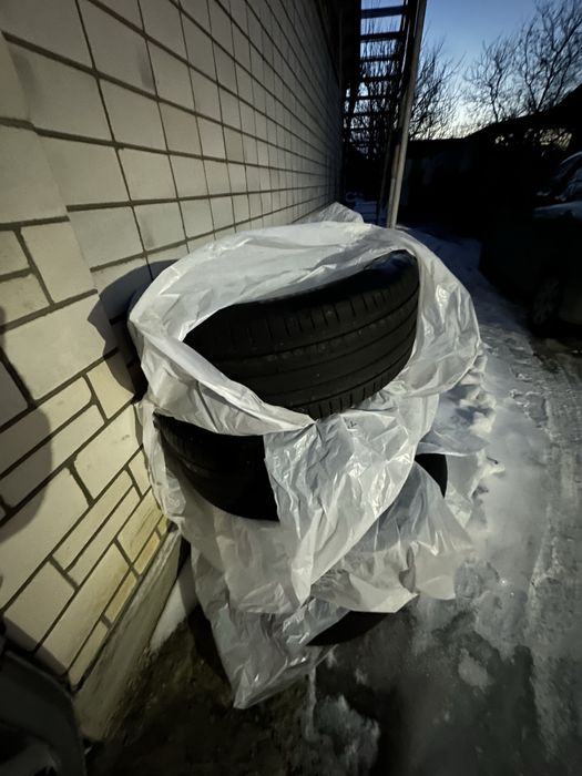 Літня Гума 285/45r21