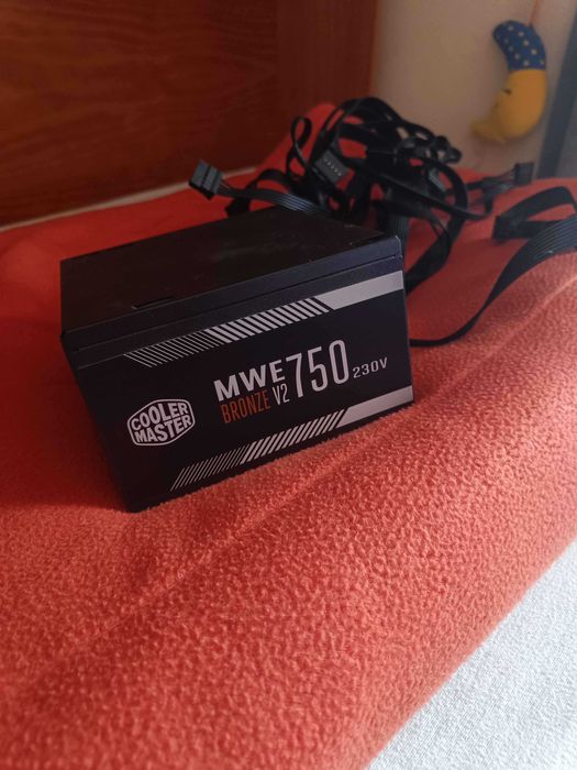 Fonte Cooler Master MWE bronze 750w v2